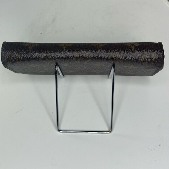 Louis Vuitton Sarah Wallet - Picture 13 of 13